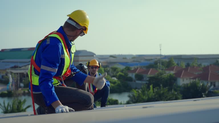 Best Flat Roofing  in Wildwood, TN
